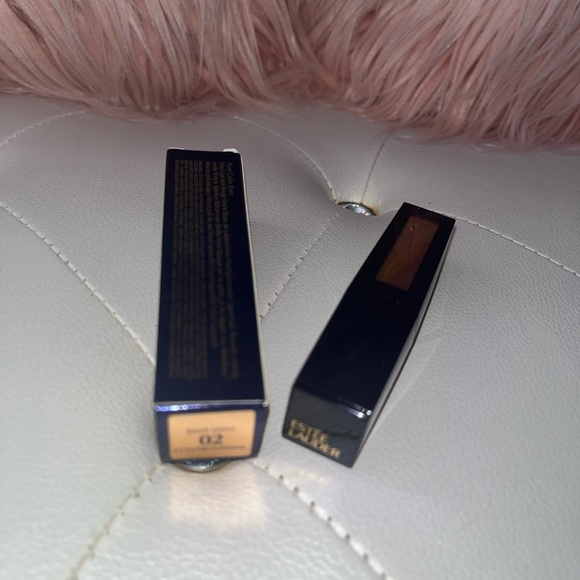 Estée Lauder Pure Color Envy Vinyl Liquid Lip Color 02 - Controversial - Picture 8 of 9